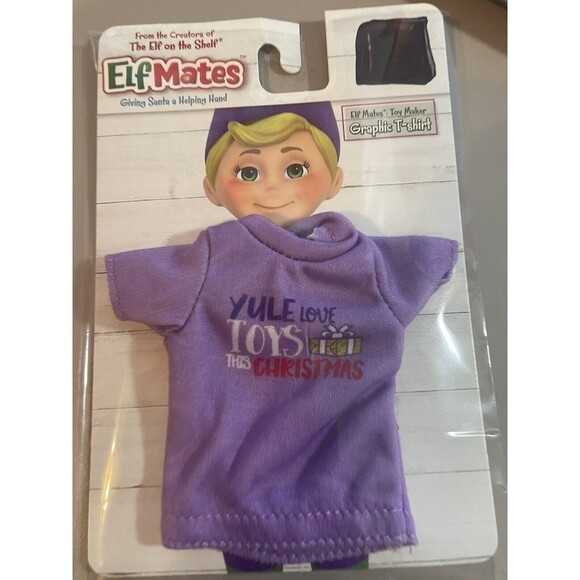 Christmas Elf on a Shelf Mates T-Shirt - Picture 4 of 5